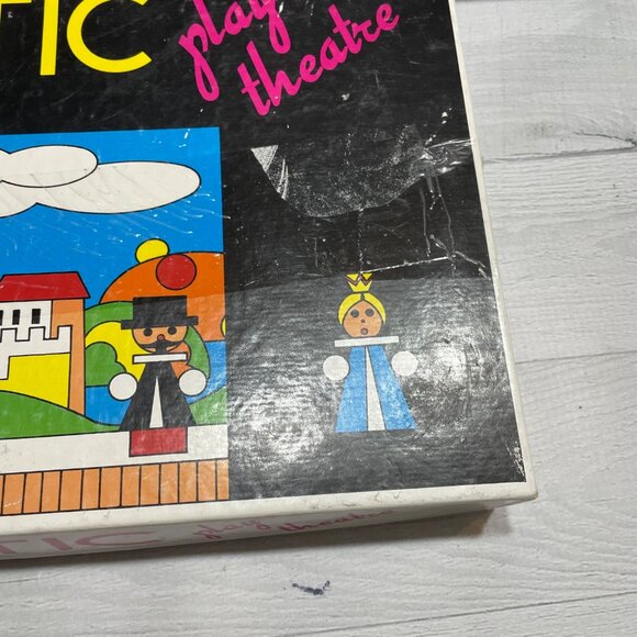 Vintage Magnetic Play Theatre Set With Wooden Figures & Pieces - Picture 3 of 10